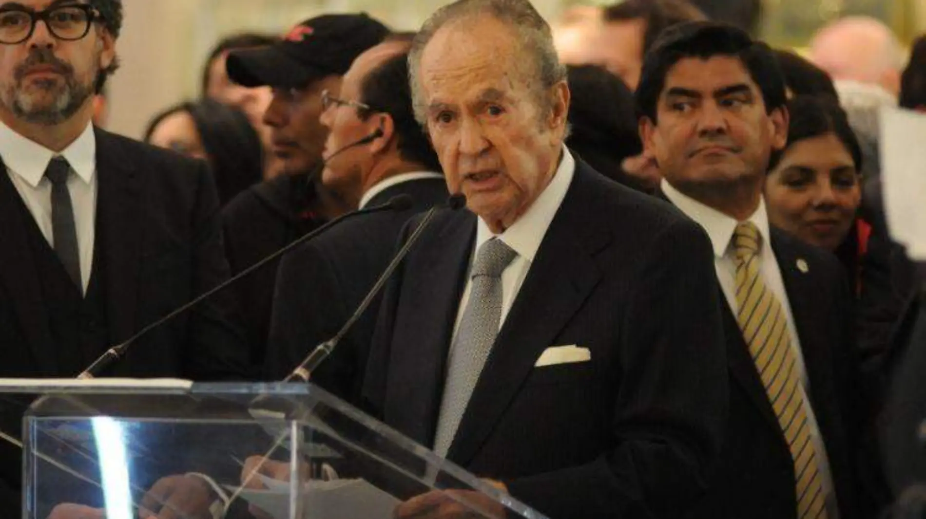 Fallece el empresario Alberto Baillères González (1)